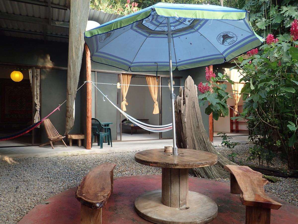 Pachamama Tropical Garden Lodge 말파이스 외부 사진